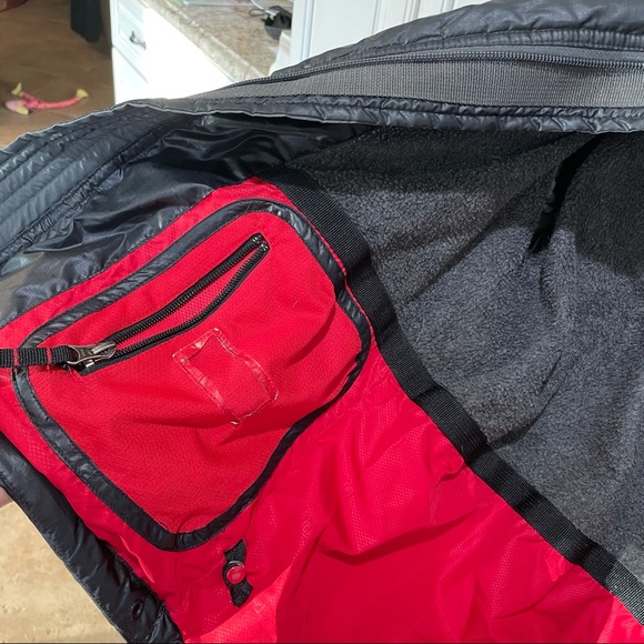 Down filled jacket - Gap - Great Condition - Picture 2 of 15